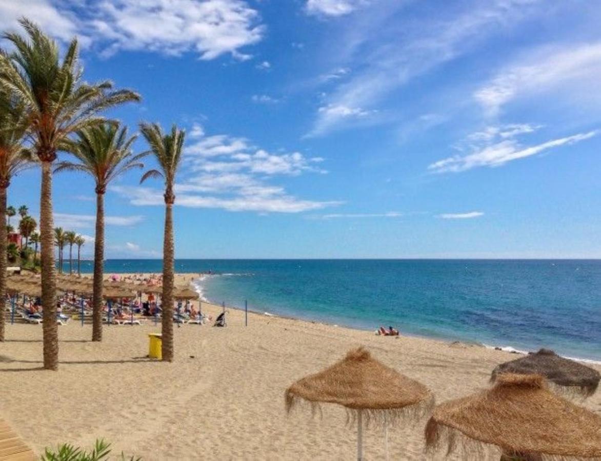 Precioso Estudio Frente Al Mar Con Piscina Benalmádena Exterior photo
